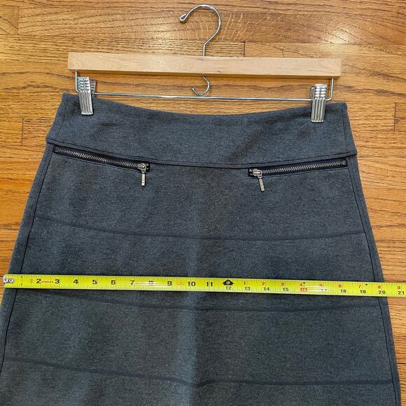 Athleta Strata Ponte Skirt Sz S Gray Knit Stretch Active Stretch Pockets EUC - Picture 8 of 10